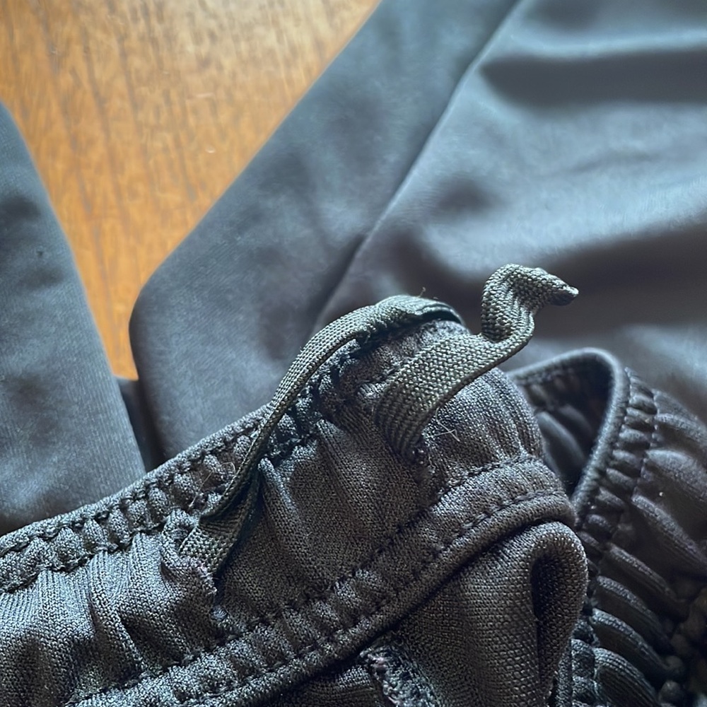 Adidas pants size small - Picture 10 of 10